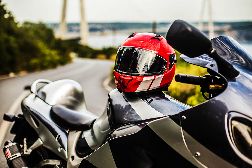 Domina el terreno con tu moto: Descubre todo lo que debes saber sobre el motocross